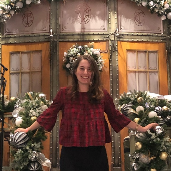 Meet your Posher, Madeline - Picture 1 of 1